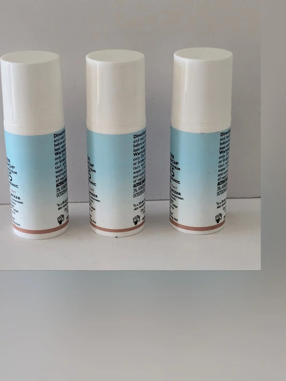 NEW Peter Thomas Roth Water Drench Hyaluronic Cloud Sheer Tint SPF 45 - 3 Travel